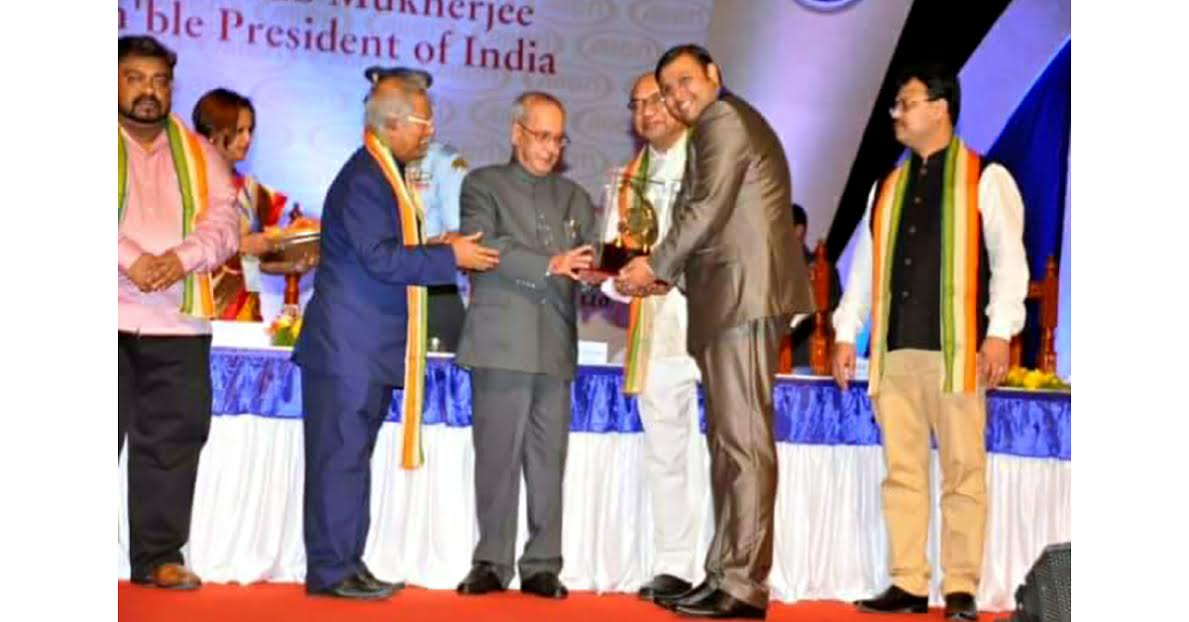When A Fake Doctor Receives An Award