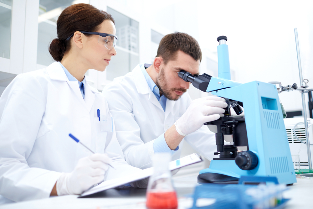 Should A Pathologist Sign Clinical Biochemistry Reports