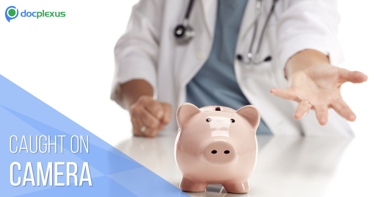 Patient Captures Doctor Demanding Bribe