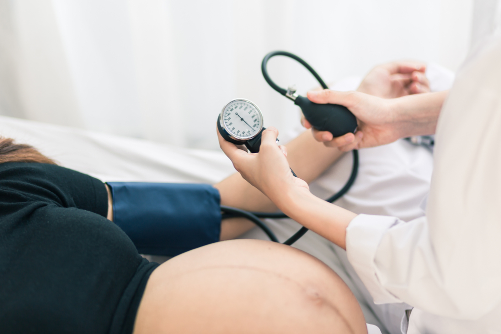 Pathogenesis of Preeclampsia: Dynamic Graft Hypothesis