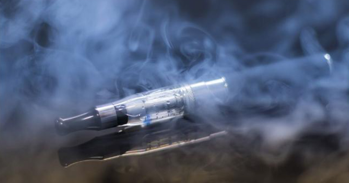 E-Cigarette May Cause Bad Effect: Few Studies Warn Its Use