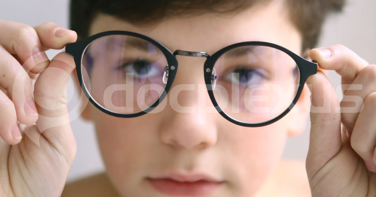 Brief Review On Ocular Manifestations Of High Myopia
