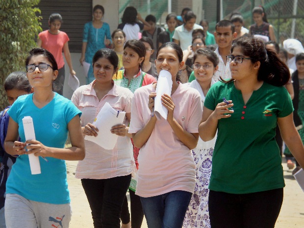 Raise Qualifying Marks For Pursuing Medical Courses Abroad: Madras HC To MCI, Center As NEET Not Possible