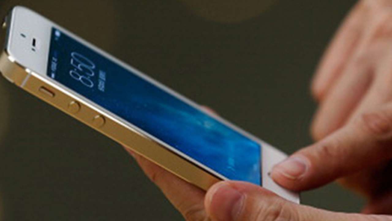 Modern Day Working On Computers Or Mobile Phone May Cause Following Overuse Ailments