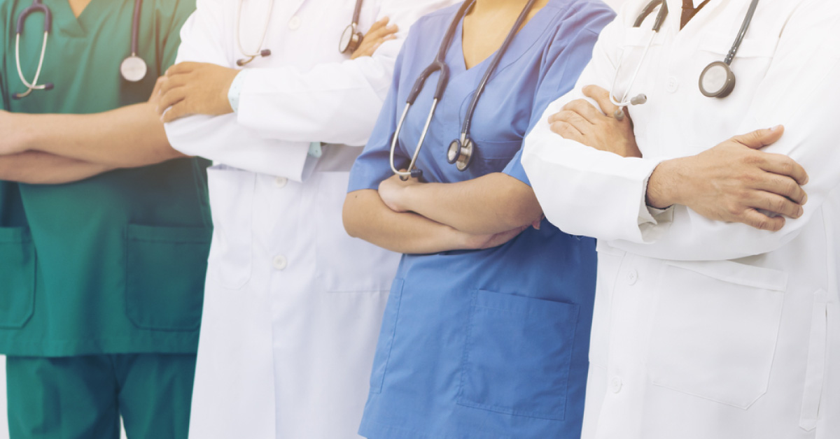 White Coat Of Doctors May Be Threat To Patient's Health As Being Contaminated