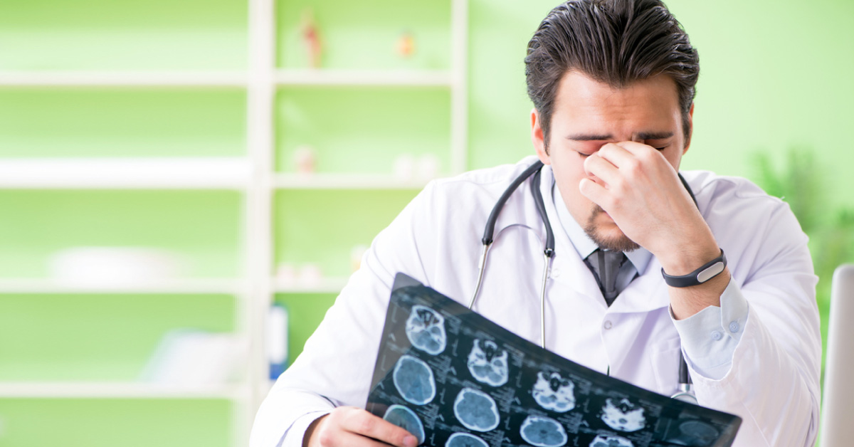 Should the Other Physician's Error be Revealed to the Patient?