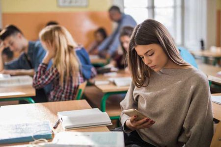 Excessive Internet Use Reduce Study Skill In Students