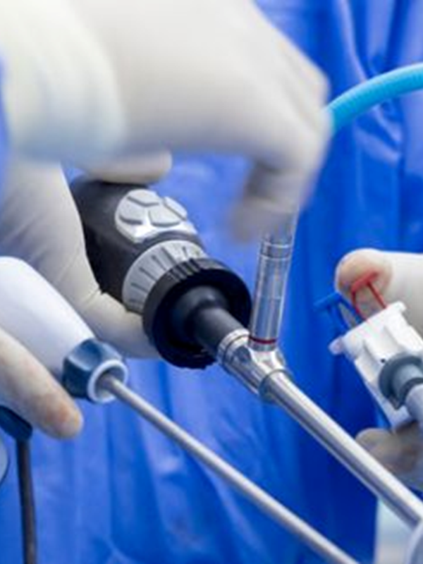 Minimally Invasive Liver Resection: Laparoscopic and Robotic